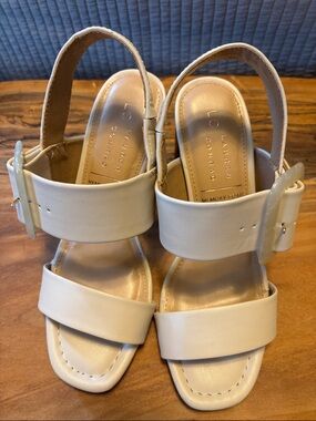 Lauren Conrad Ivory Leather Block Heel Slingback Sandals Size 6M